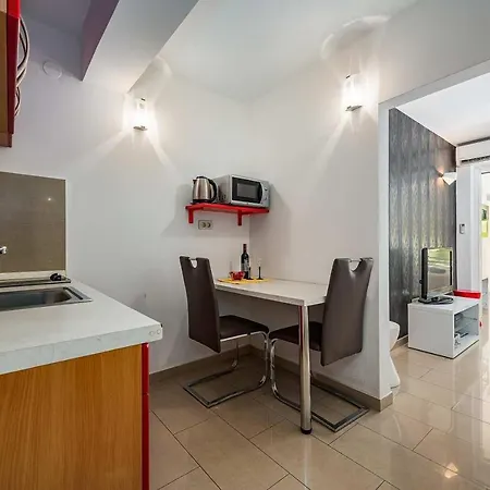 Studio Bianca & Jasna Apartment