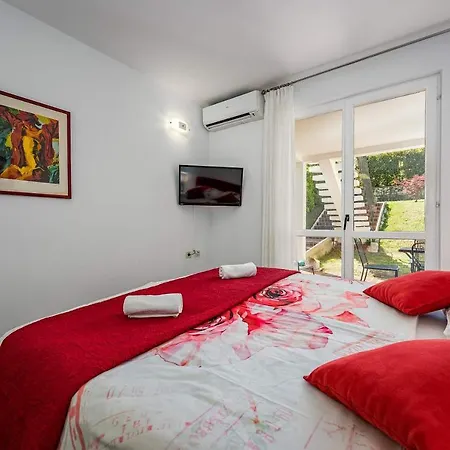 Studio Bianca & Jasna Apartment
